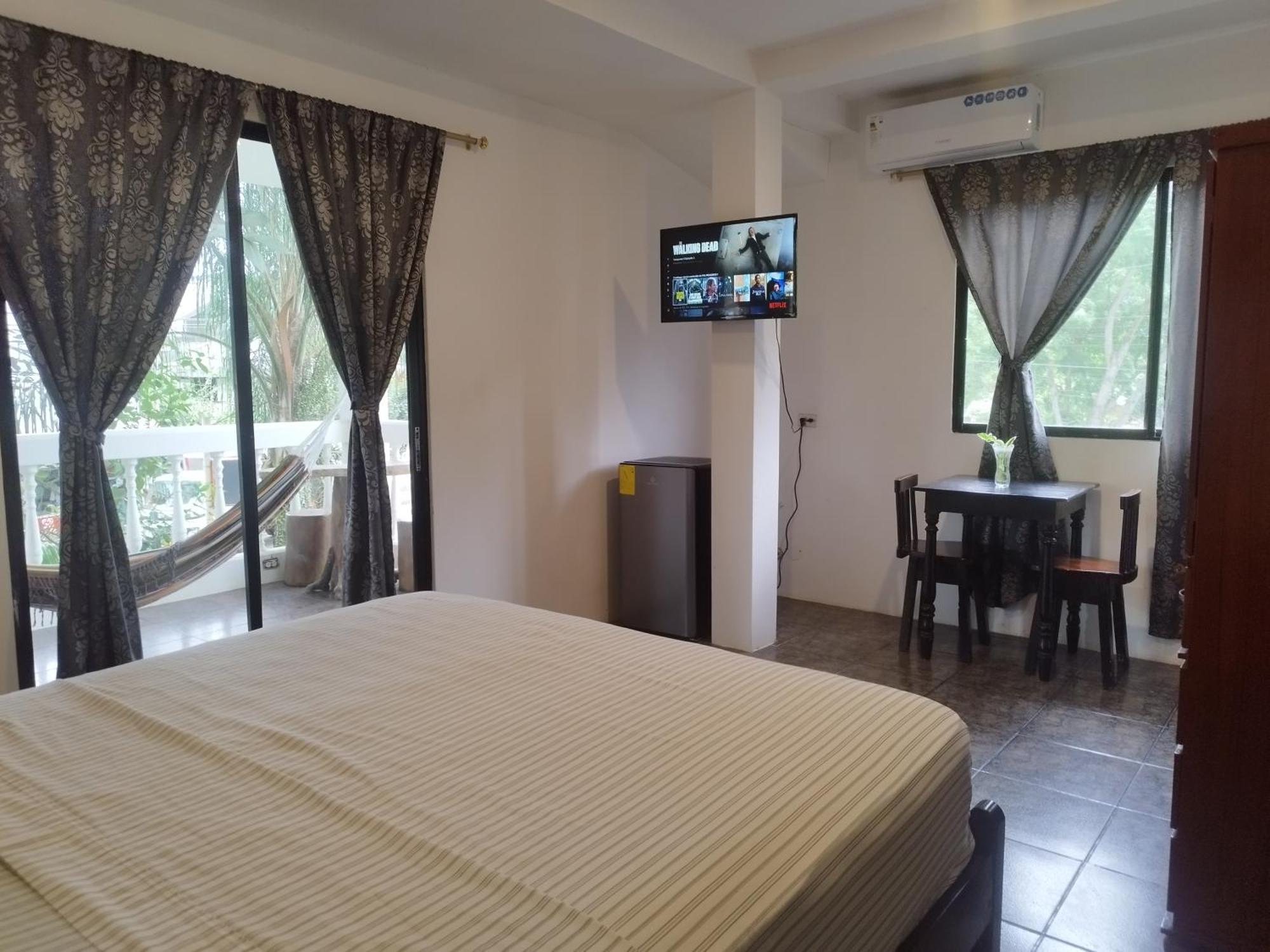 Palmendros Hosteria Монтаньита Экстерьер фото